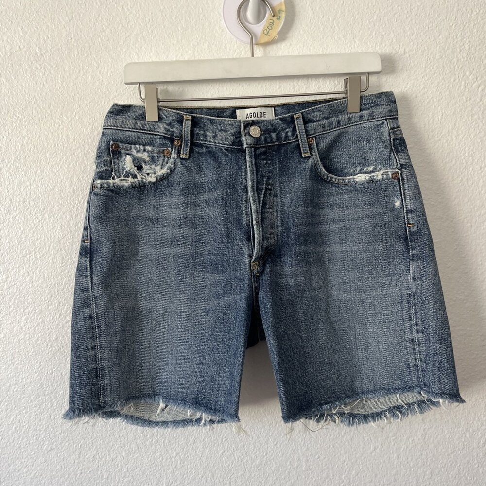AGOLDE Rumi Mid Length Denim Shorts Frayed Hem Distressed Precision Wash Sz 28 - Picture 1 of 5
